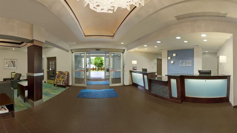 Holiday Inn Express And Suites Stroudsburg-Poconos By Ihg Εξωτερικό φωτογραφία