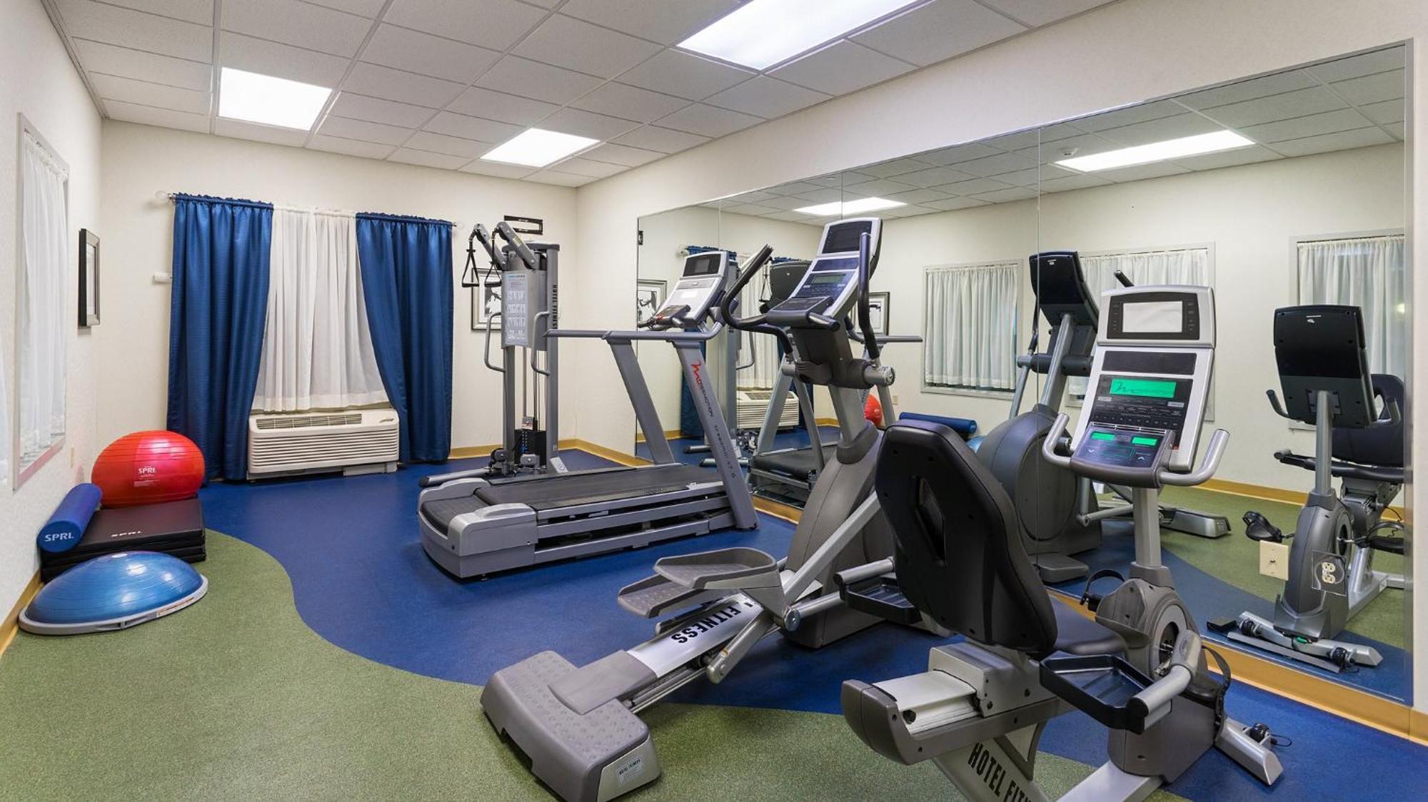 Holiday Inn Express And Suites Stroudsburg-Poconos By Ihg Εξωτερικό φωτογραφία