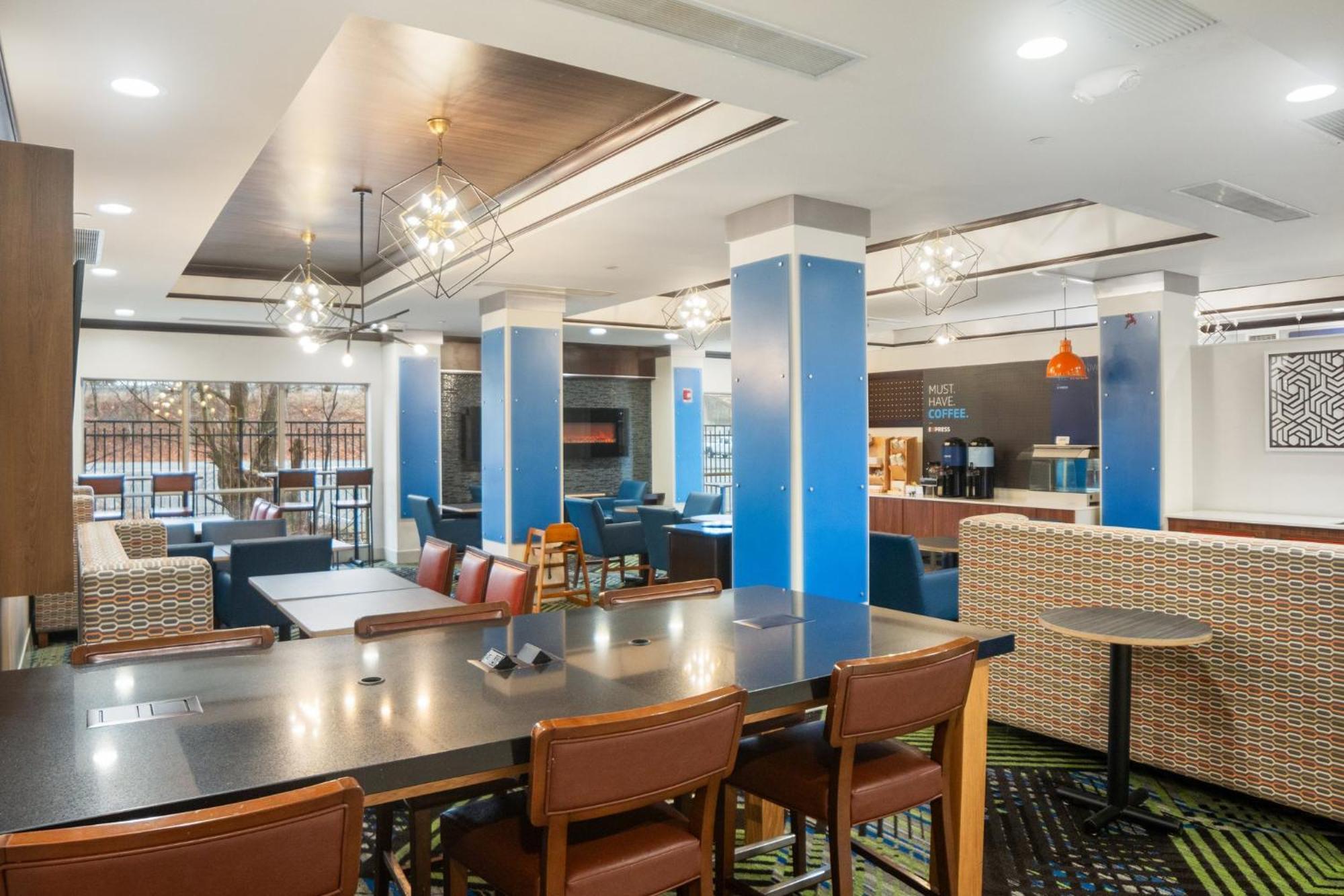 Holiday Inn Express And Suites Stroudsburg-Poconos By Ihg Εξωτερικό φωτογραφία